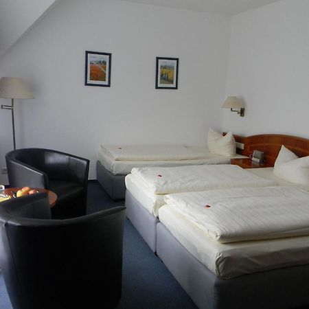 Hotel Stadt Norderstedt Room photo